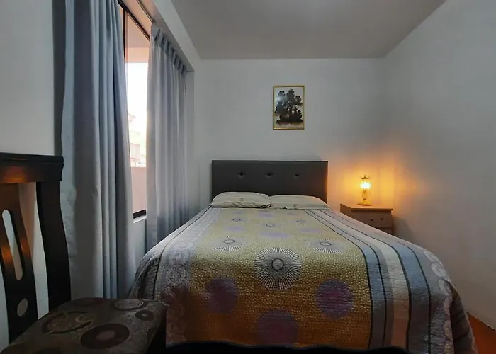 Departamento Céntrico , Cómodo Y Económico En