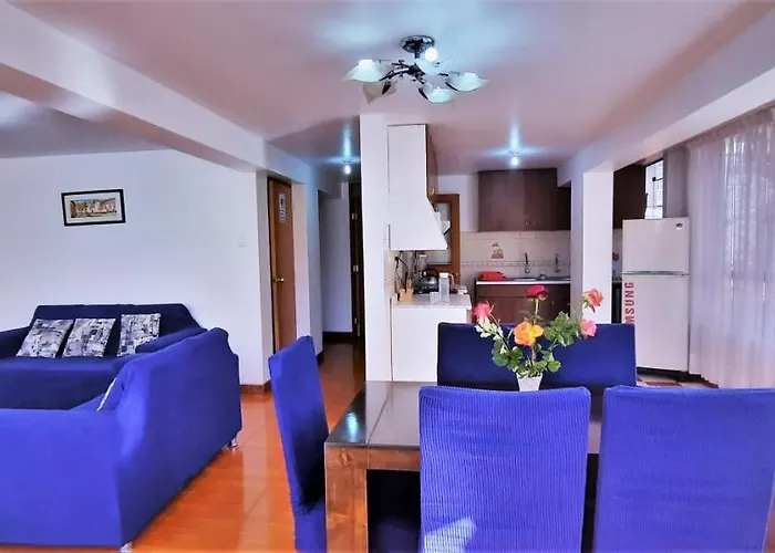 Departamento Céntrico , Cómodo Y Económico En